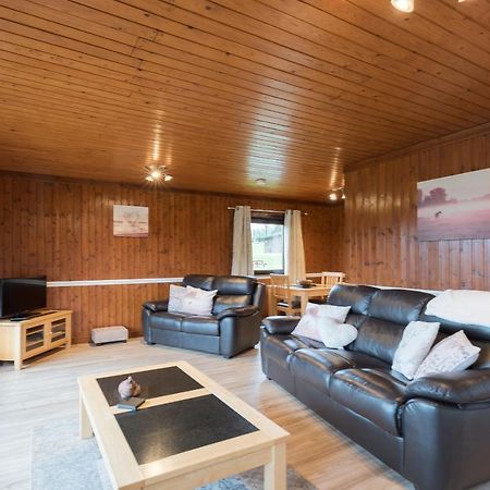 Bluebell Lodge 9 With Hot Tub Ньютон-Стьюарт Екстер'єр фото